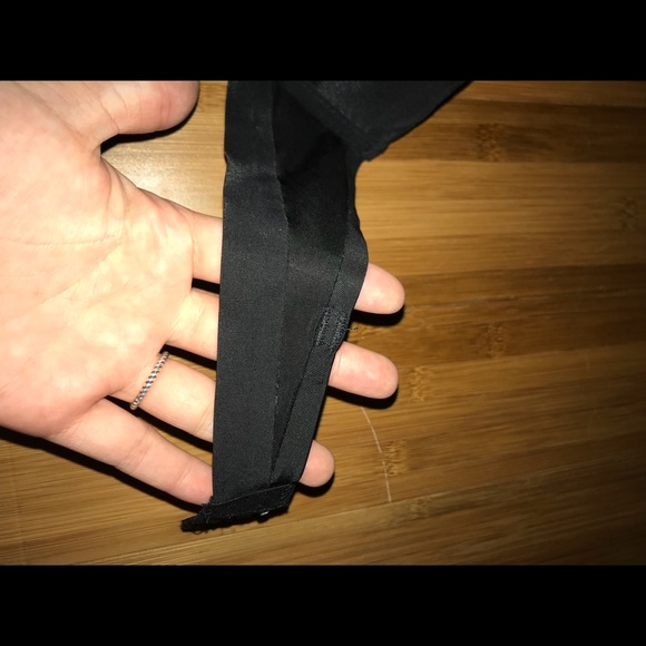 black strapless bra - Picture 2 of 3